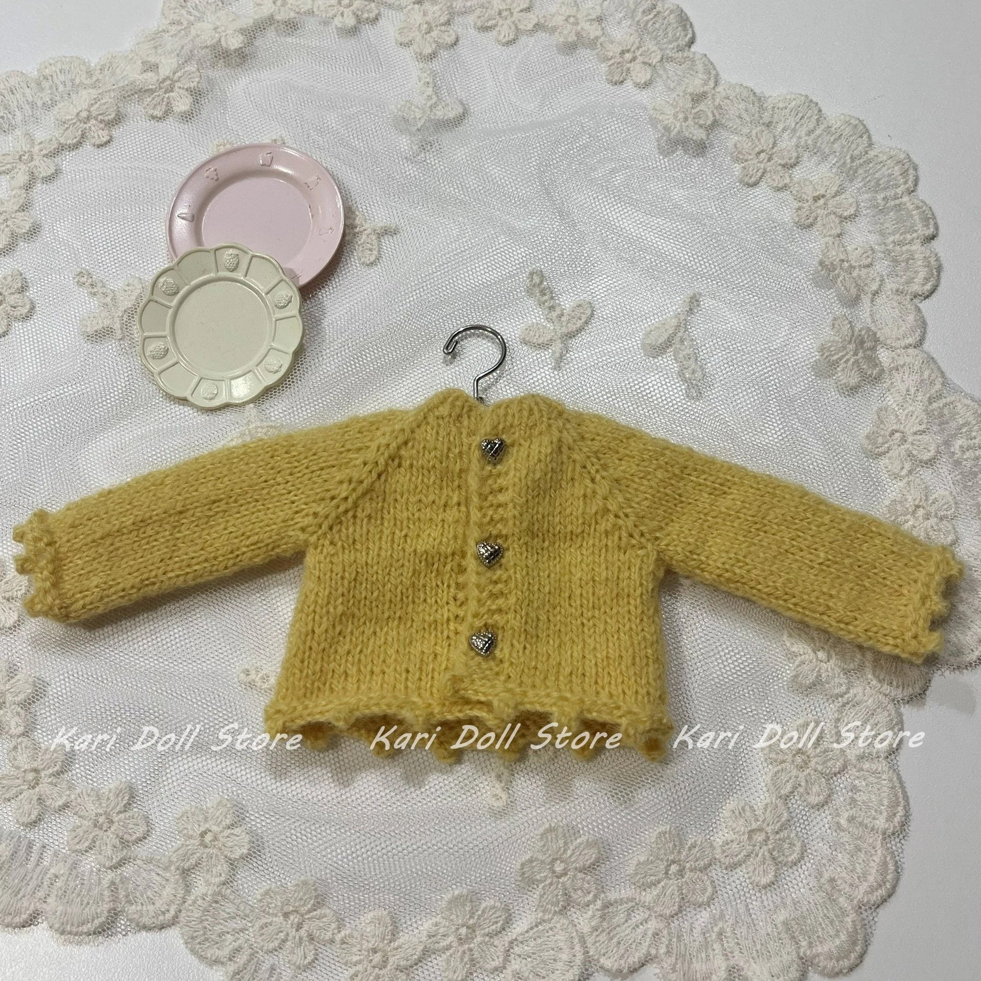 

Kari Doll Clothes and skirts 2026 Yellow Hand-Knitted Cardigan with Trimmed Sweater for Landazz Landoudou Doll