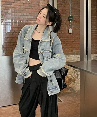 Damska kurtka dżinsowa w stylu retro, na wiosnę i jesień, luźna, uniwersalna, z postrzępionym dołem, oryginalny design, zapinana na zamek.