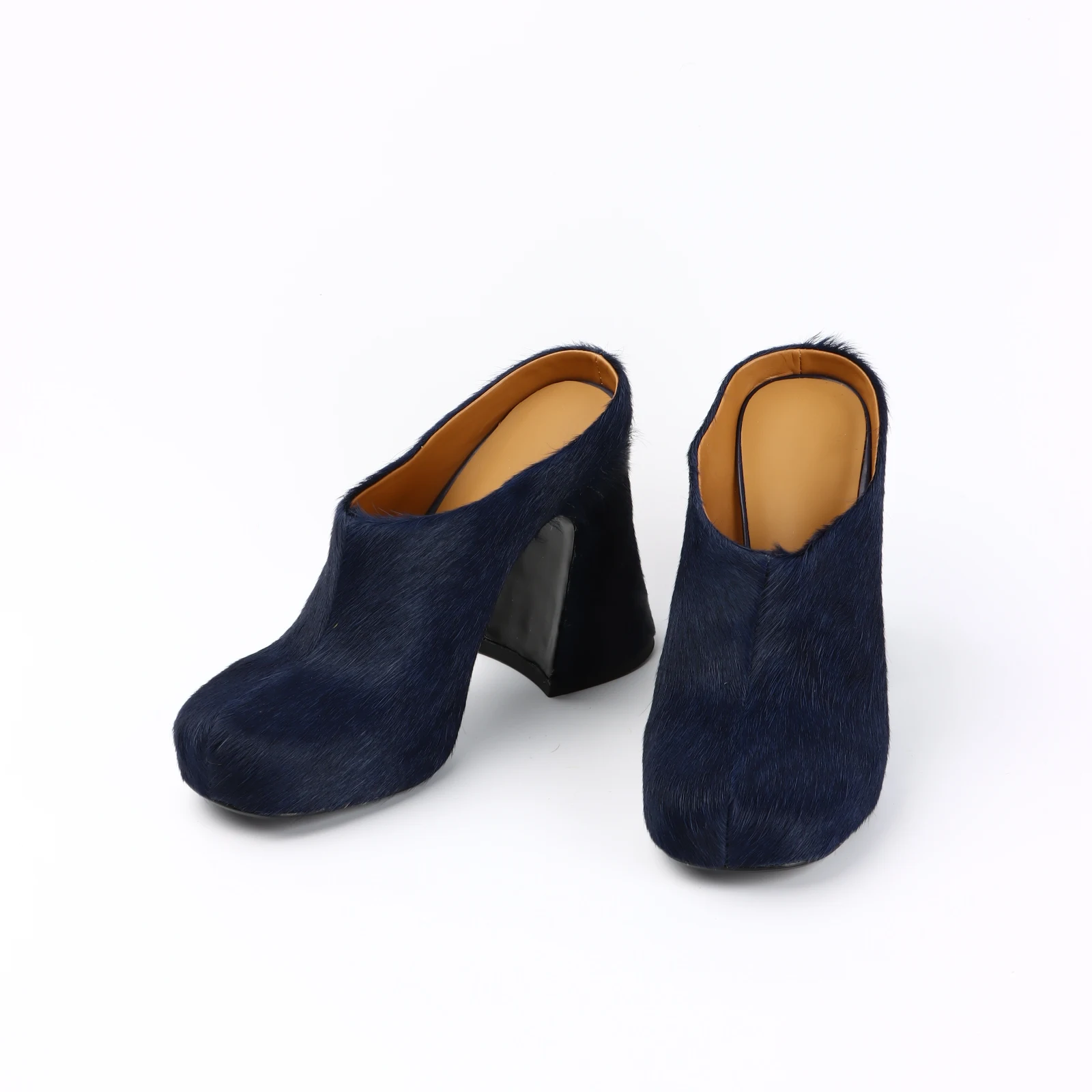 

2025 fashion design fur leather sandal women new luxury mules shoes women slip on casual heel for dress party comfrotable shoes