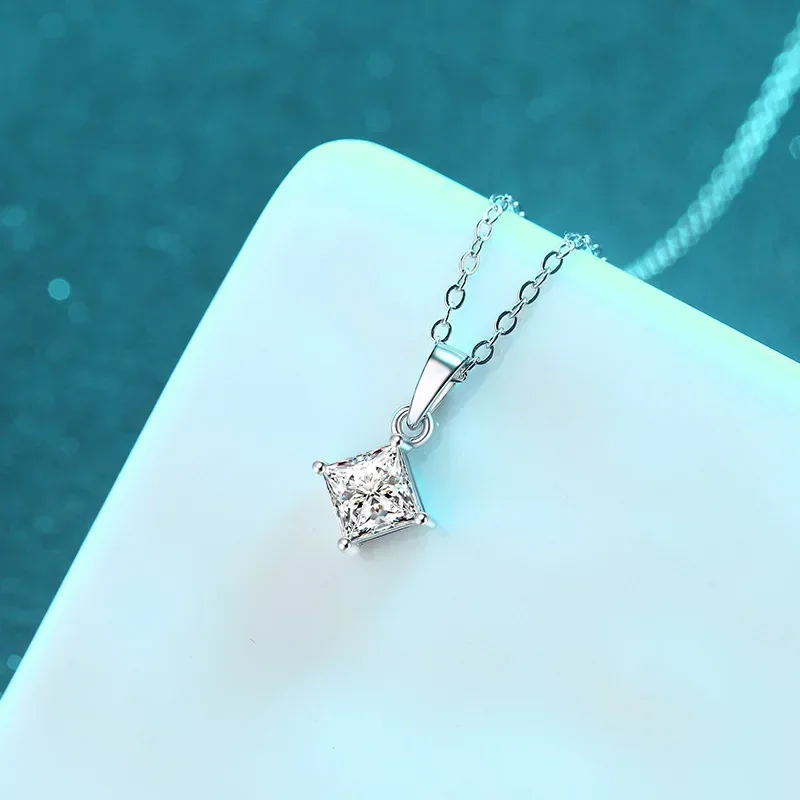 1/2CT Moissanite Square Diamond Pendant Necklace Women, Luxury Platinum PT950 Popluar Wedding Fine Jewelry Gift