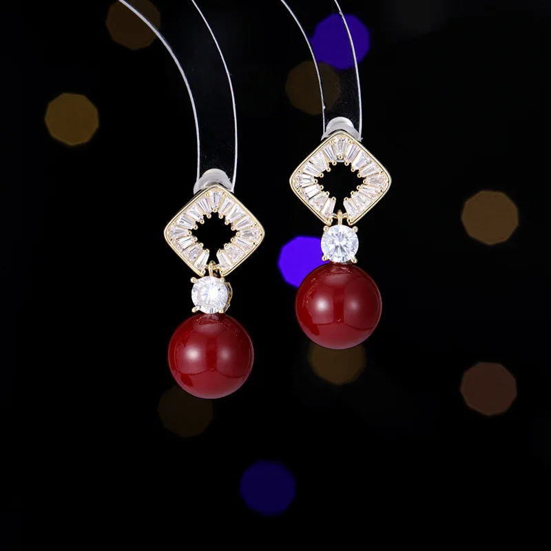 

s925 Silver Needle niche Design sense earrings, super ethereal and high-end geometric rhombic zircon pearl earrings