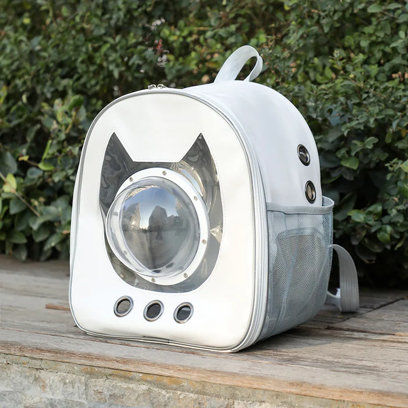New breathable pet bag for travel, portable backpack, cat bag wholesale, simple and versatile pet backpack.