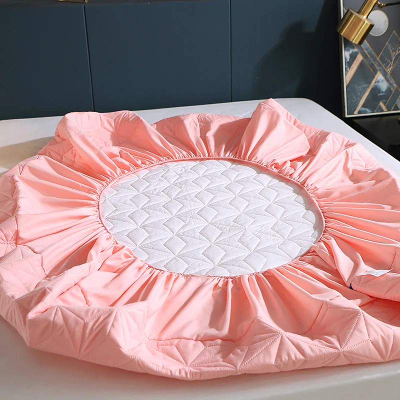 Factory Direct Sales Waterproof Padded Mattress Urine-proof Cotton Protective Cover Waterproof Urine-proof Mattress Cover