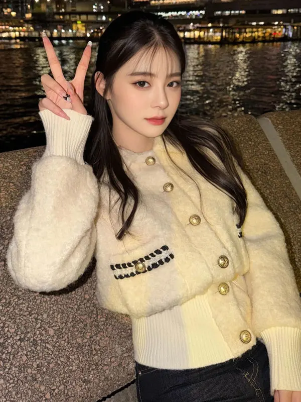 

Retro Sli ort Waist-Cinching Jaet Beautiful Gentle Sle Unique Top for Small Figures Age-Defng Winter Outerwear