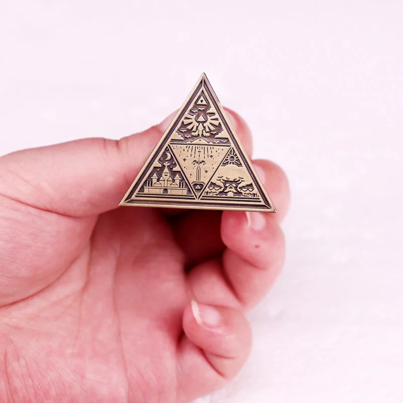 Adventure Game Triforce Enamel Pin Vintage Badge Brooch Jewelry Accessories
