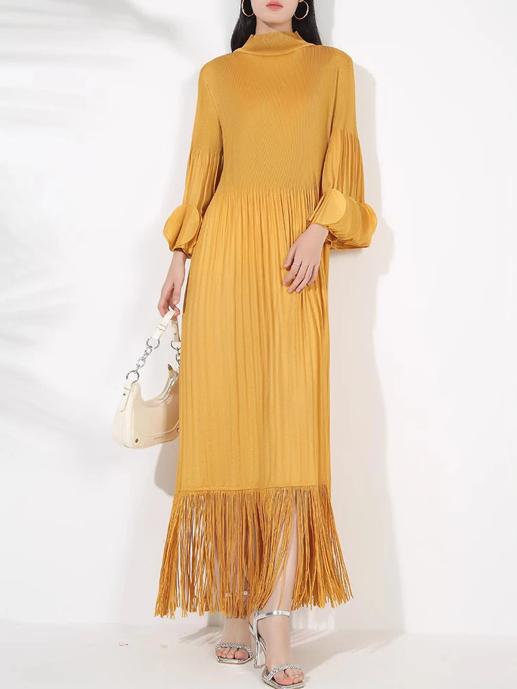 GVUW Pleated Tassel Long Dresses Women Stand Collar Full Flare Sleeve Solid Color New 2025 A Line Fashion Female Dress 17G8563