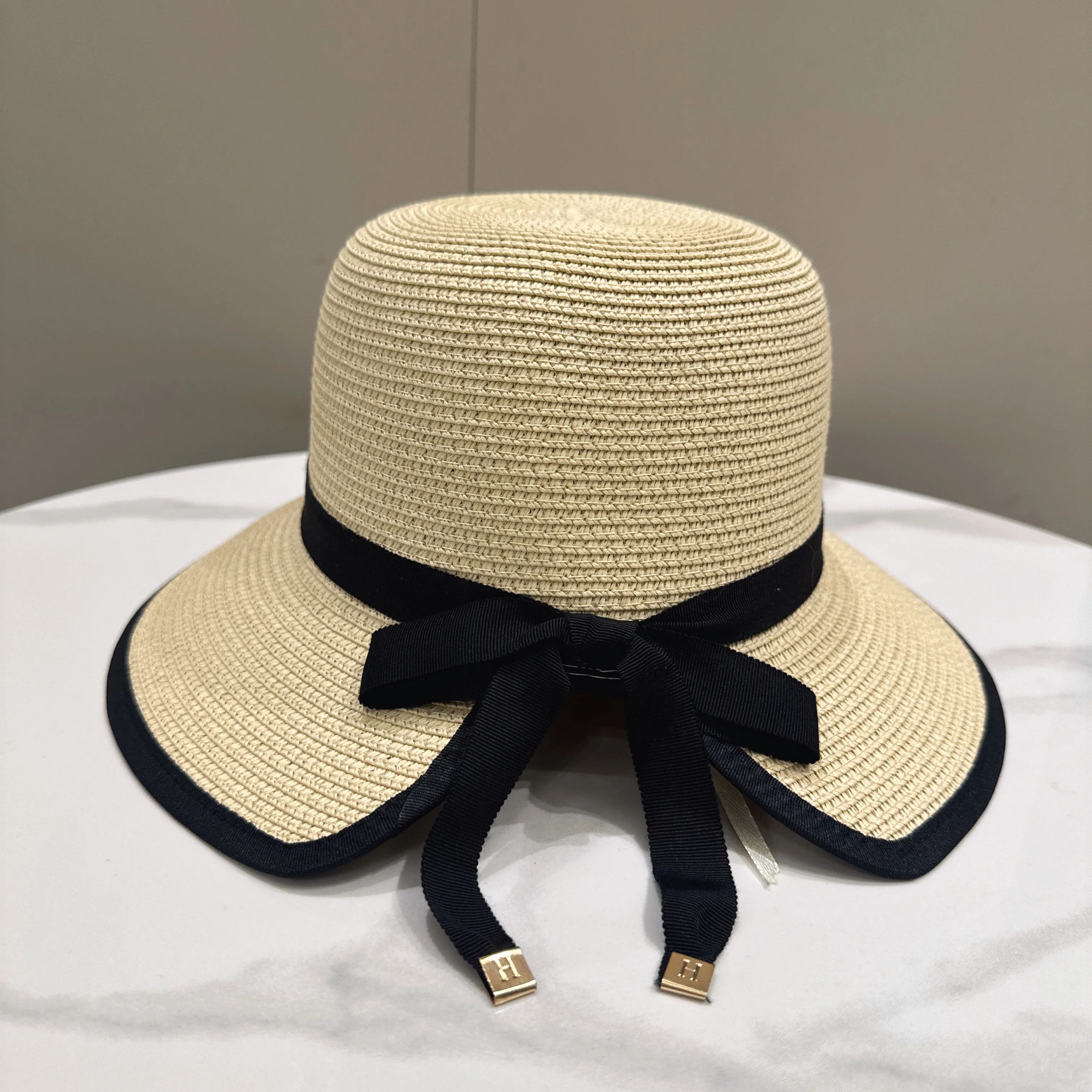 Neuer Fischerhut mit Kantenbündchen und Schleife, Strohkappen für Damen, perfekt für Sommer, Reisen, Einkaufen, Sonnenschutz und Sonnenschirmhüte – Detail 6