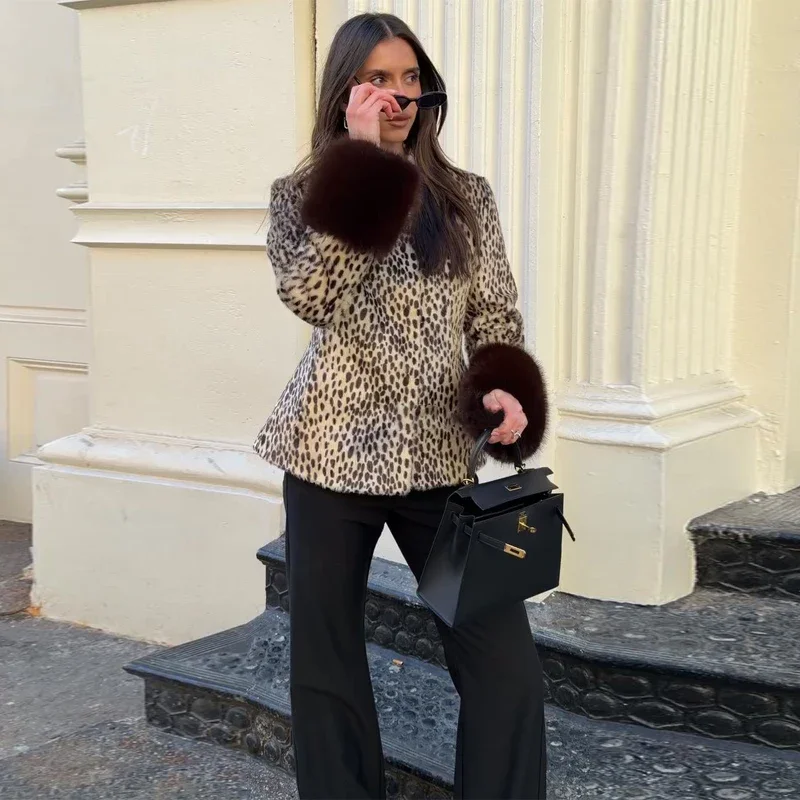 2026 Herbst Winter Sexy Leoparden-Fell-Patchwork-Jacke Damen Schick Langarm Bedruckt Schmal Geschnitten O-Ausschnitt Knopf-Mäntel Damen Oberbekleidung Neu – Detail 22