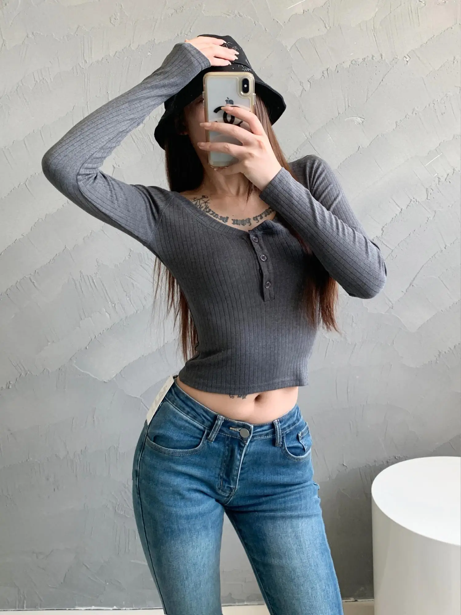 Basic Peach Neckline, Long Sleeved Slim Base T-shirt Design Slim Sweet Women Tees Autumn Women New Korean Women Tops F376