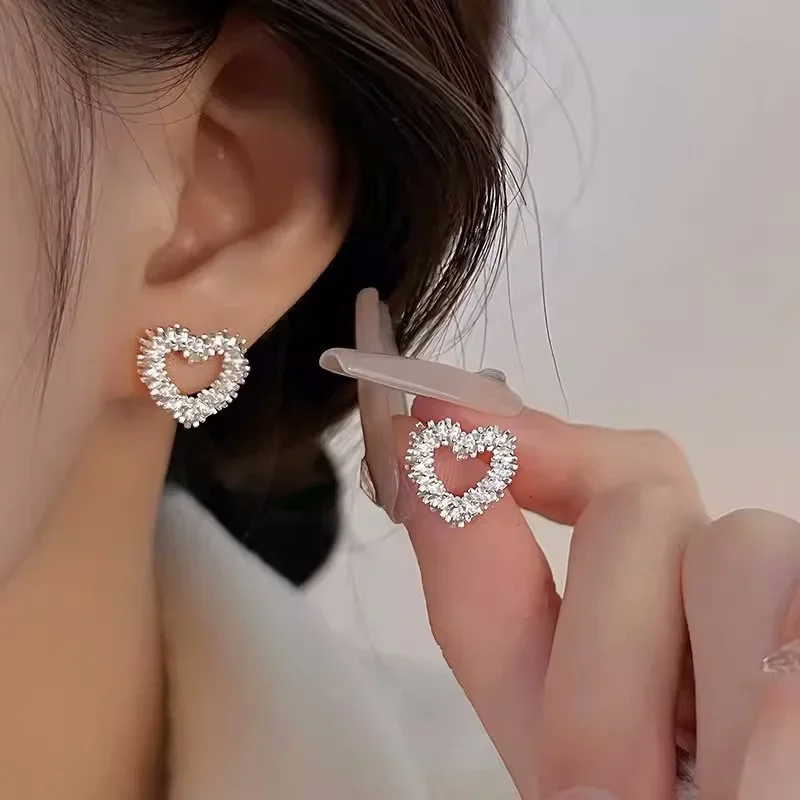 여성용 빈티지 메탈 하트 스터드 귀걸이, 트렌디한 실버 컬러, 기하학적 트위스트 웨이브 귀걸이, 파티 쥬얼리 액세서리, 2024 신상