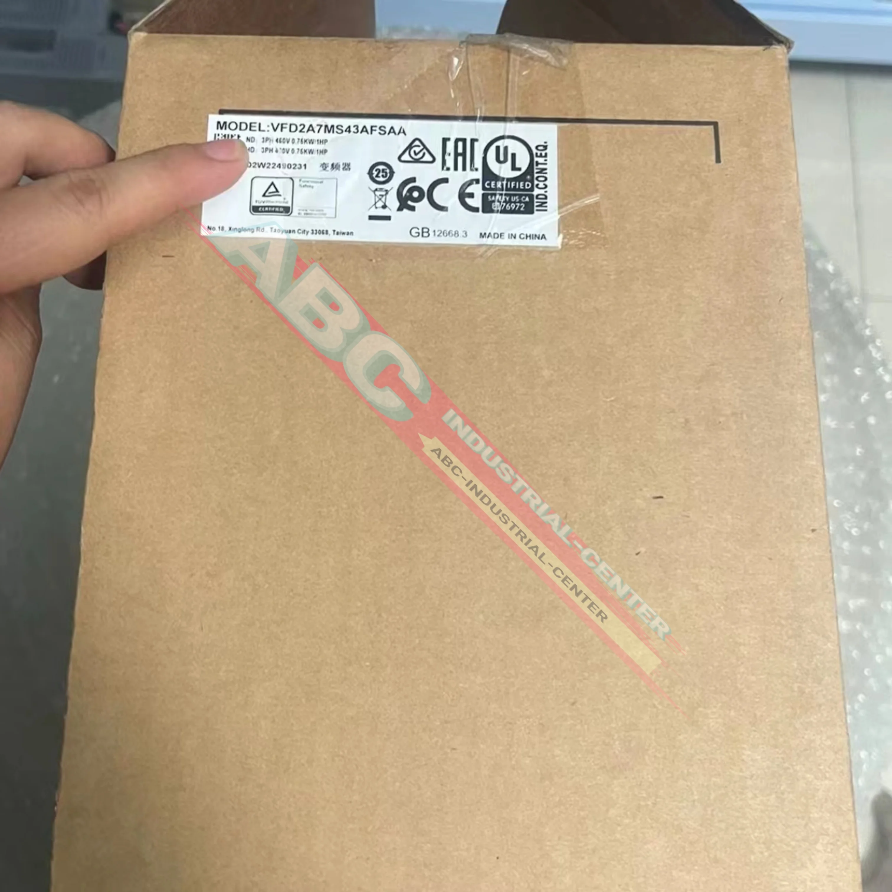 

Совершенно новый преобразователь частоты VFD2A7MS43AFSAA