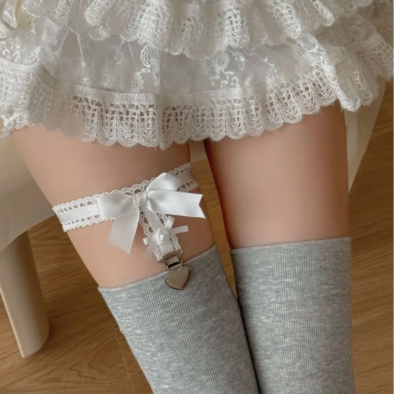 Liga de pierna de corazón rosa con lazo negro coreano, joyería hasta el muslo de encaje para moda alternativa, accesorio de arnés Sexy para chica guuda, 1 unidad