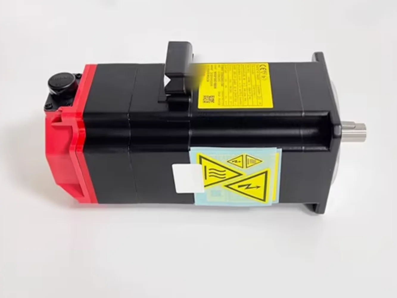 

A06B-0063-B804 Оригинальный новый двигатель