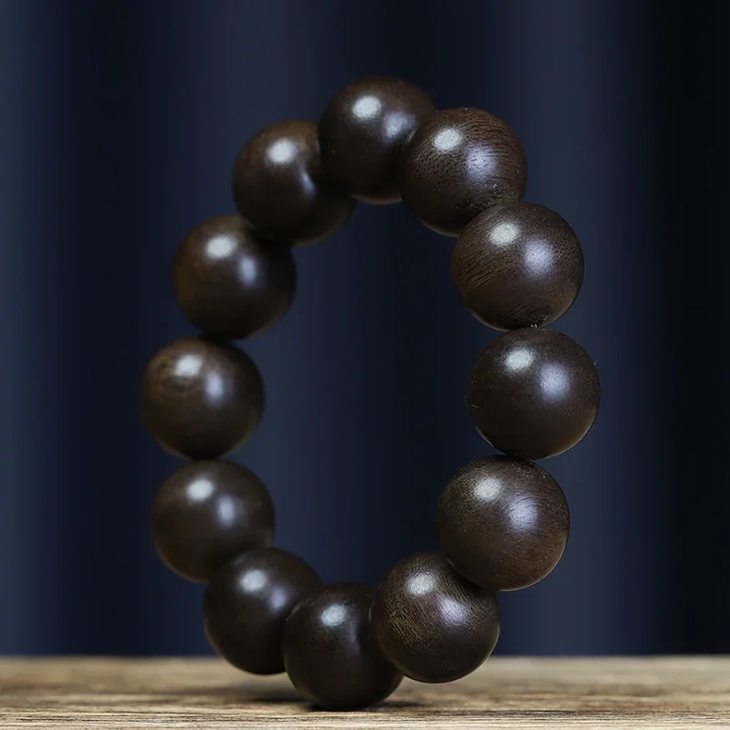 

Natural Black Oil Agarwood Bracelet 2.0 Seconds Submerged Old Material Buddha Beads Men's and Women's Bracelet 108 Rosary Beads