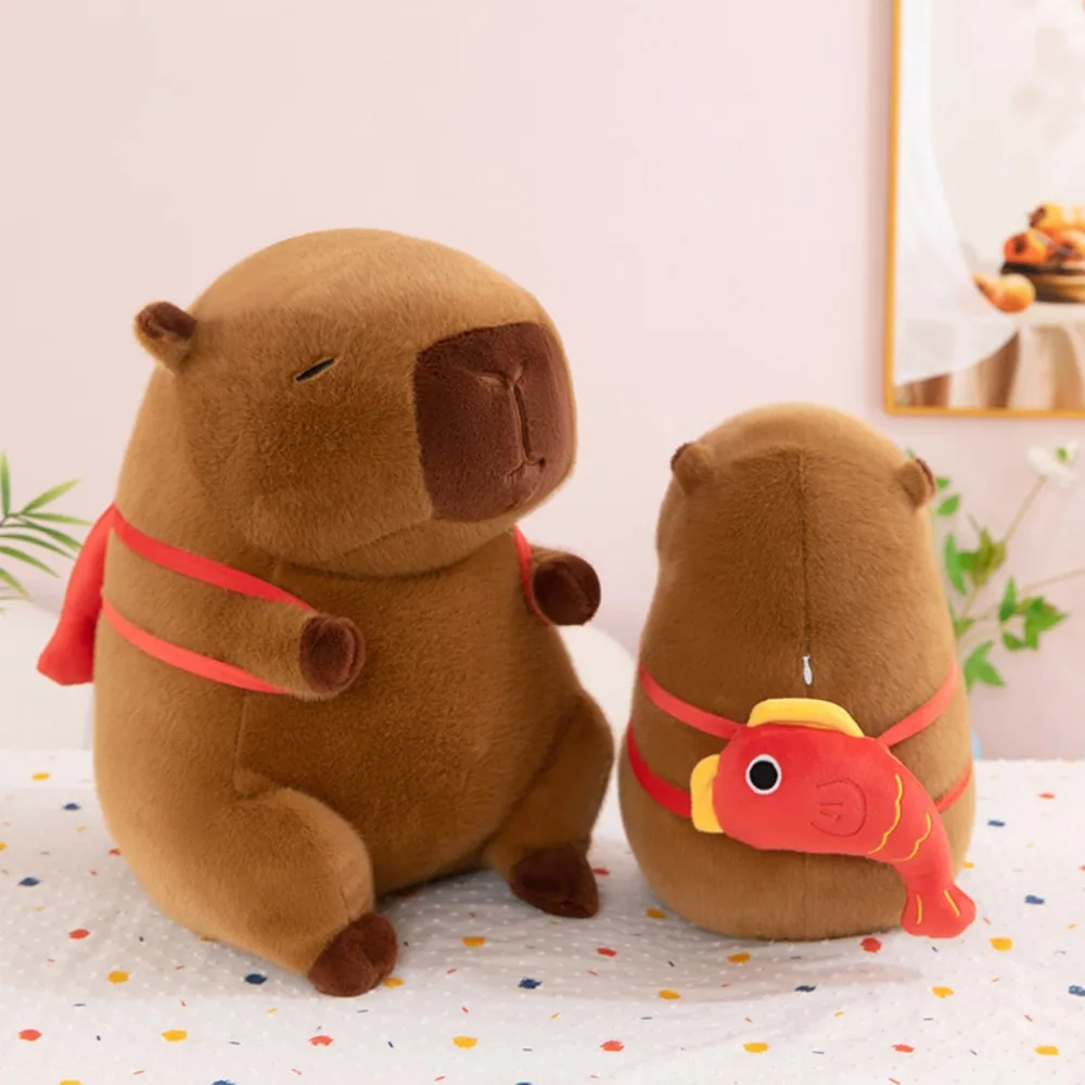 Creativo pez Koi capibara muñeco de peluche relleno PP algodón simulación capibara juguete suave Animal relleno capibara muñeca regalos de cumpleaños