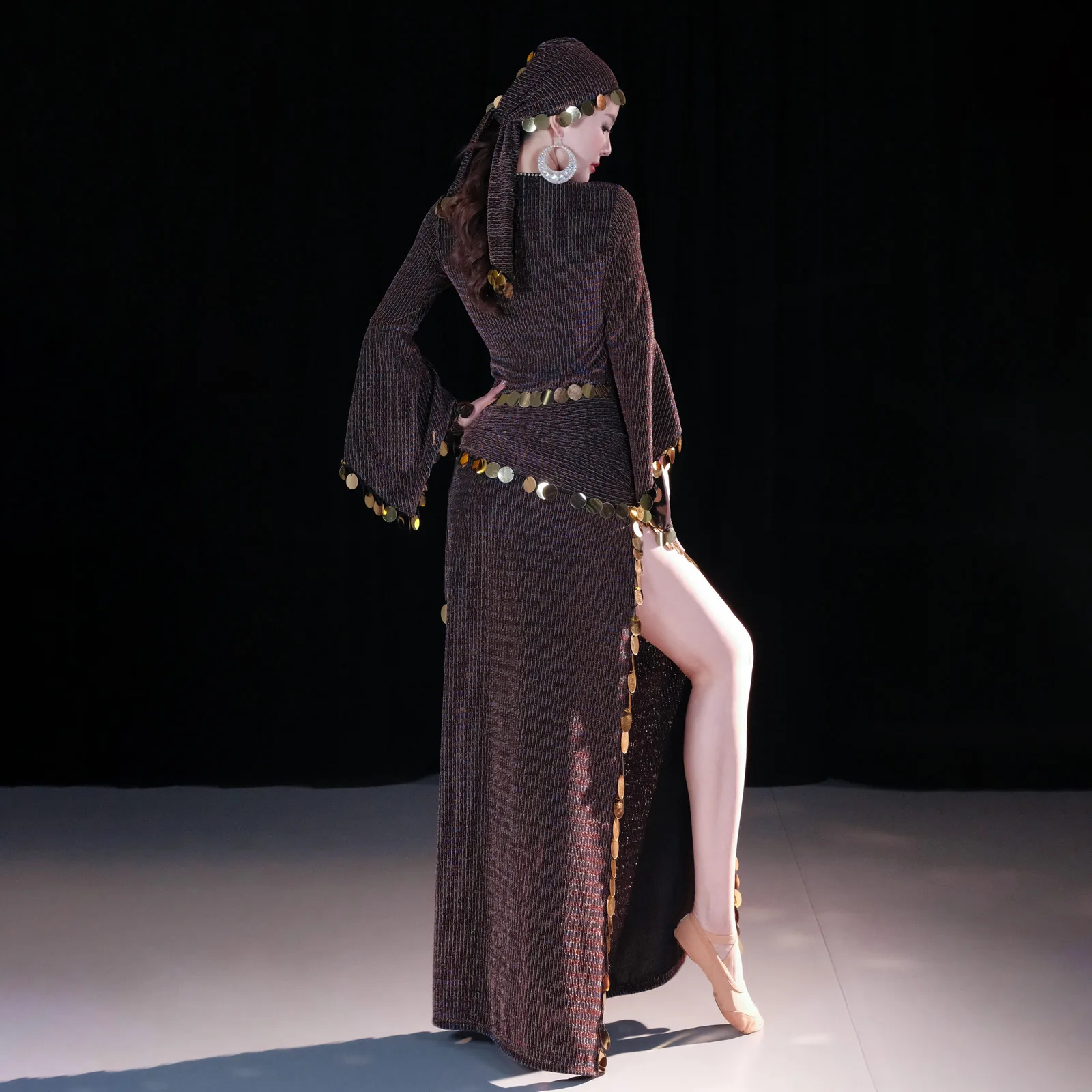 طقم أزياء رقص شرقي للمسابقات الفردية والجماعية، زي جديد 2025، رداء سعودي من قماش شبكي، ملابس رياضية نسائية