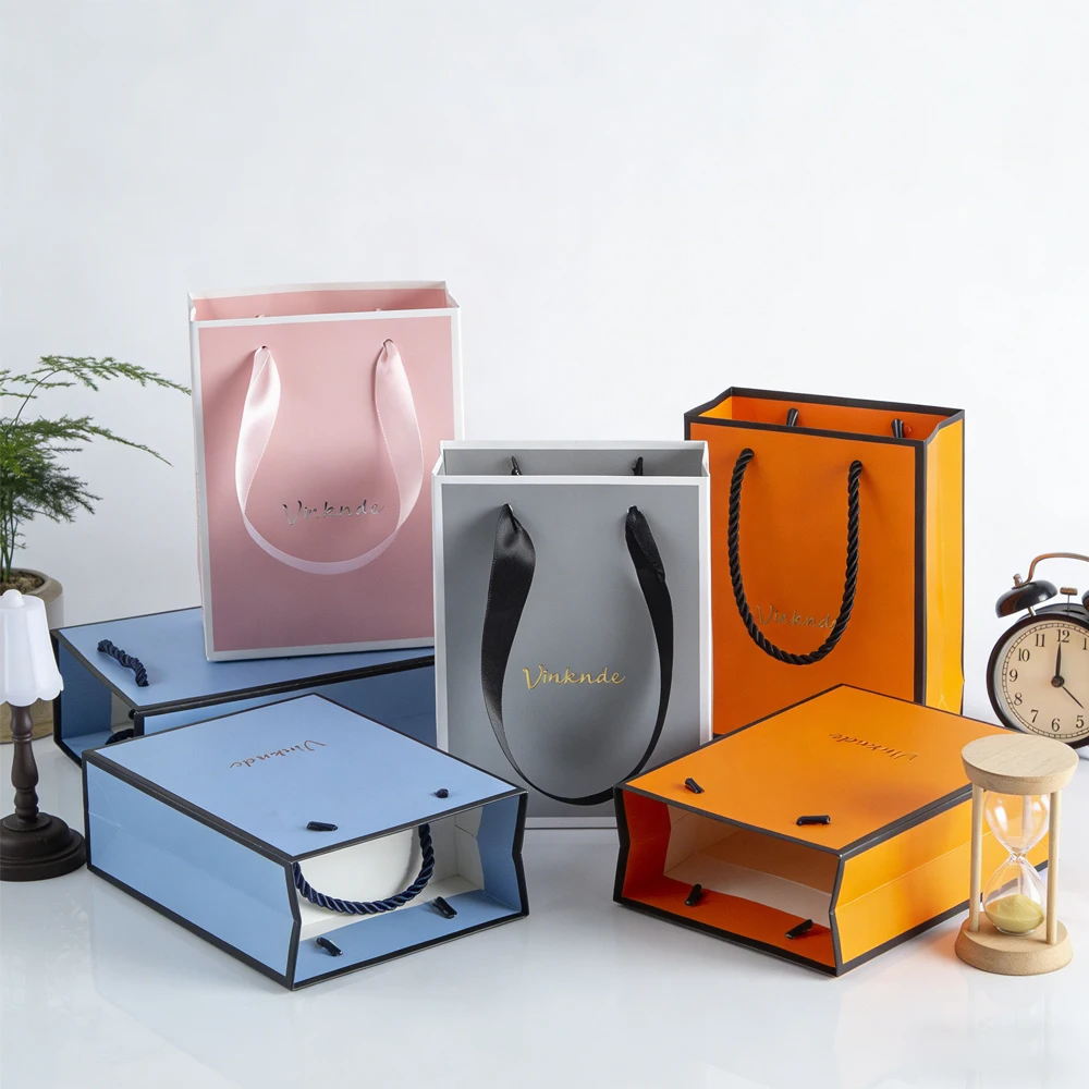 

100Pcs Custom Logo Gift Tote Bags Luxury Jewelry Wedding Gift Paper Packaging Bag for Jewellery Perfume Cosmetic Travel Shopping