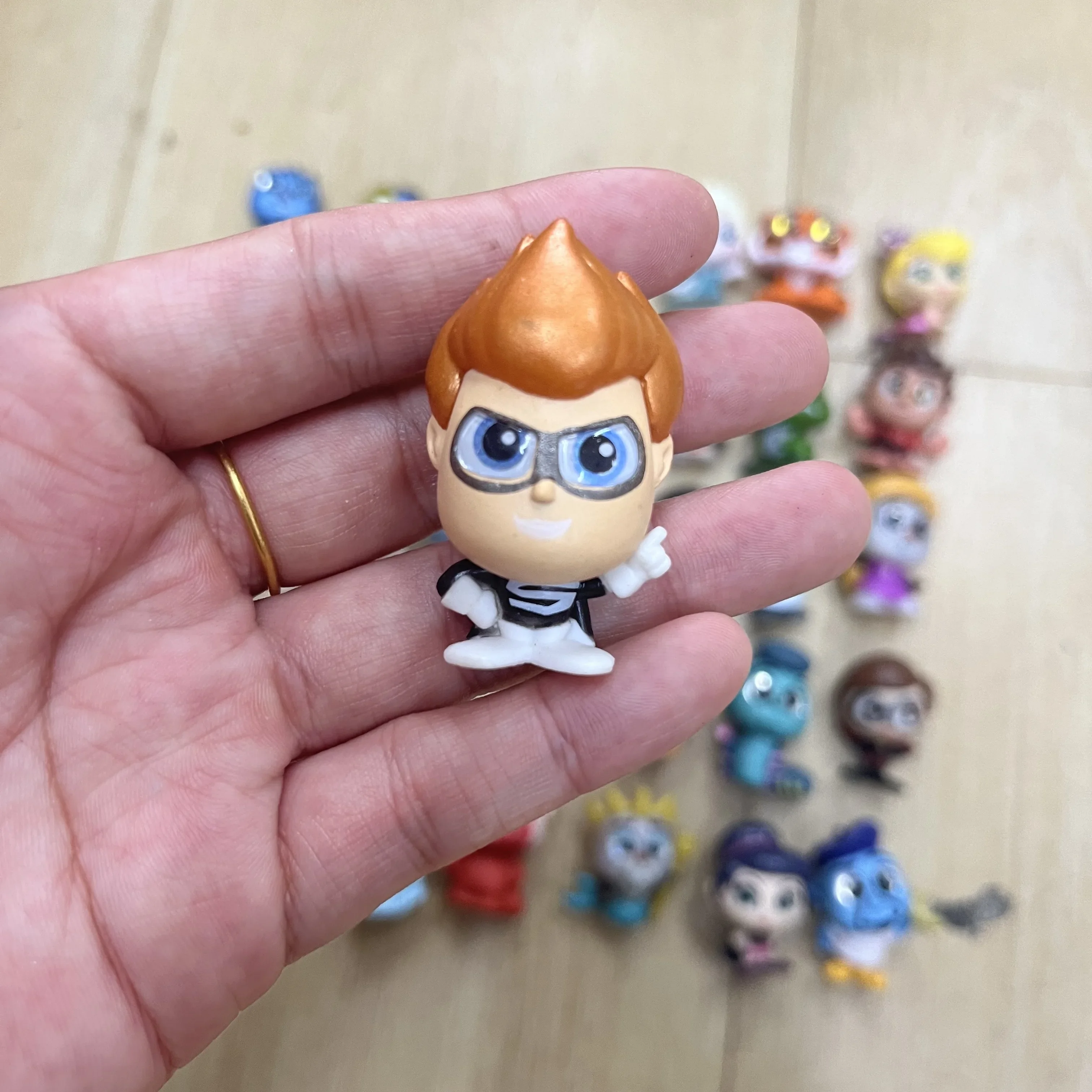 Disney Anime Figures Doorables Kawaii Mickey Princess Anna Elsa Kawaii Big Eyed Doll Collection Model Toys Kids Gifts