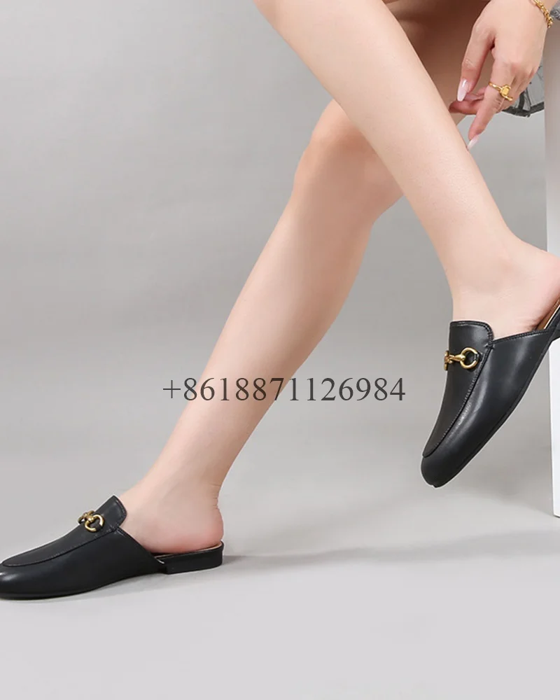 Round Toe Fashion Style Outdoor Women Slippers With Metal Chain Chunky Low Heels Slip On Design Comfortable And Soft  Mules