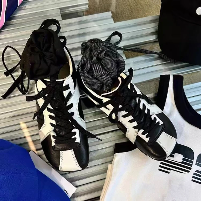 

Женская спортивная обувь, хит продаж 2024, женская вулканизированная обувь на шнуровке, модные новые бестселлеры, уличные повседневные кроссовки