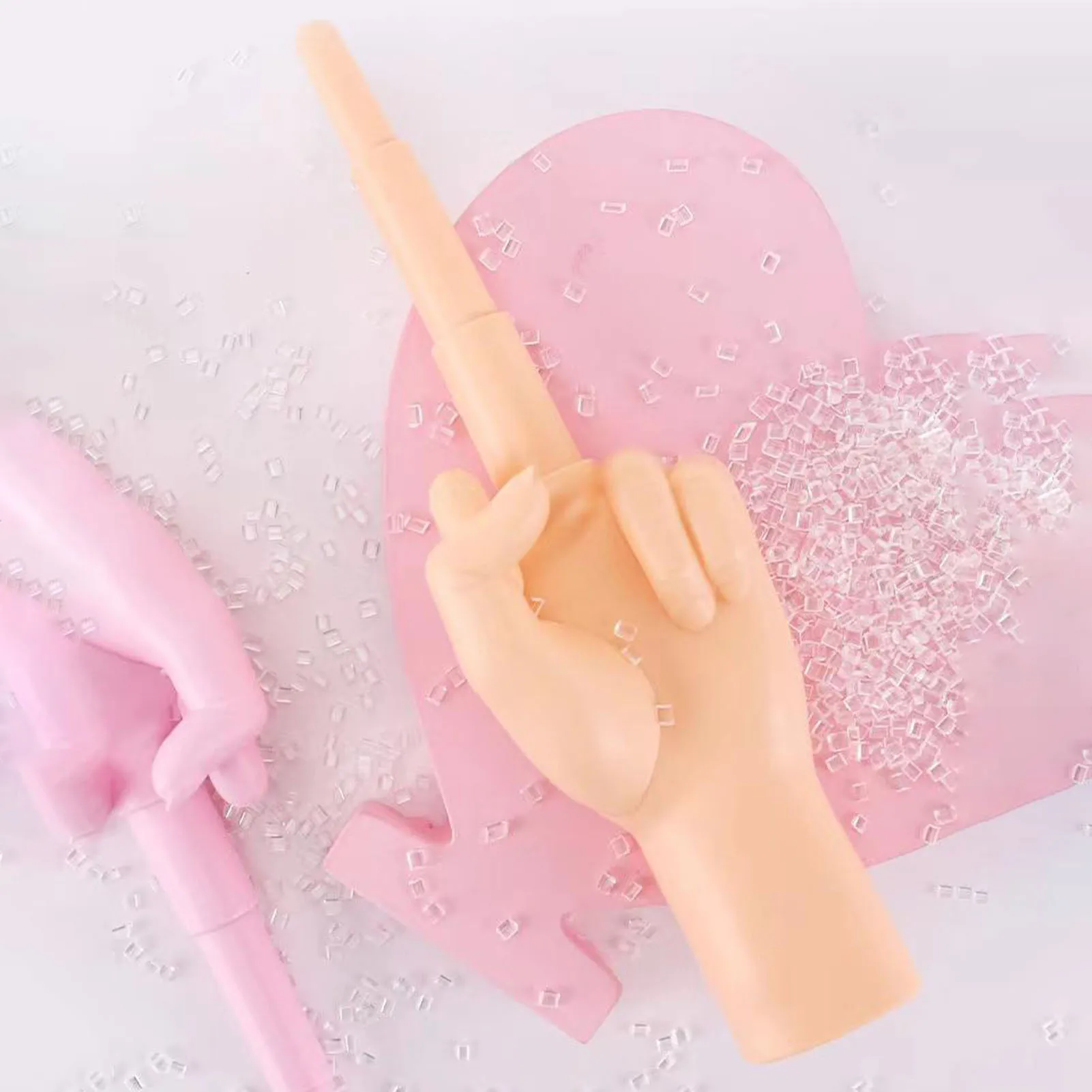 3D Retractable Middle Finger Toy Creative Fidgets Retractable Middle Finger Toy for Kids Adults Party Interactive Toy Halloween