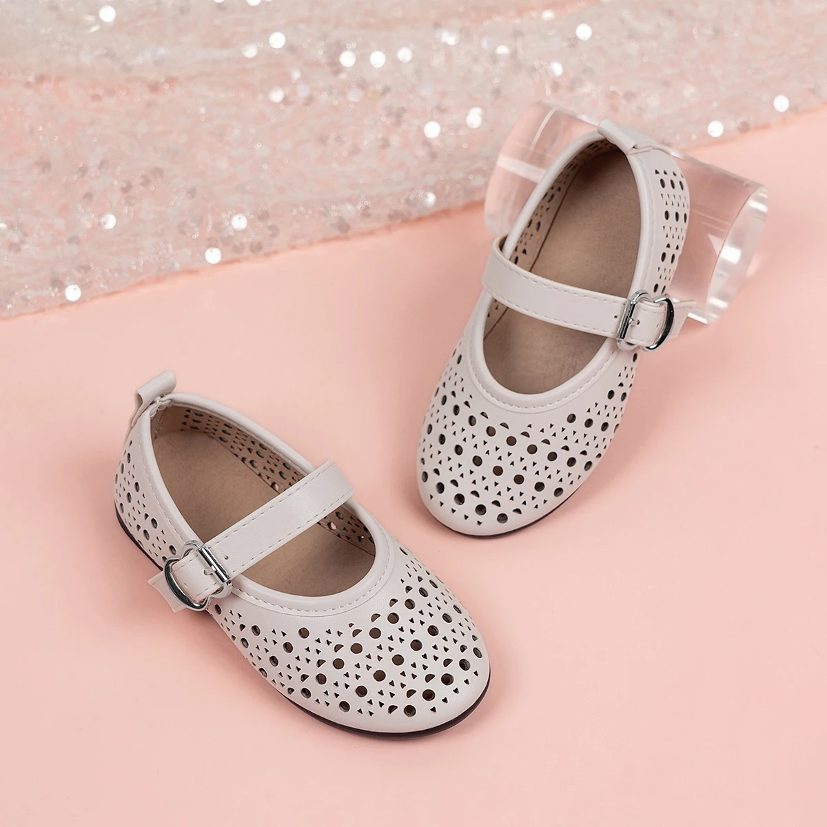 Toddler Girls Barefoot Leather Sandals 2025 New Summer Kid Cut-outs Ballet Flats Soft Sole Simple Chic Elegant School Daily Wear