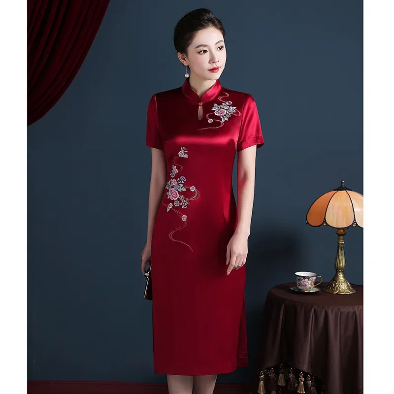

Yourqipao Лето плюс размер Cheongsam Китайское традиционное атласное улучшенное свадебное платье для матери невесты для женщин Вечеринка