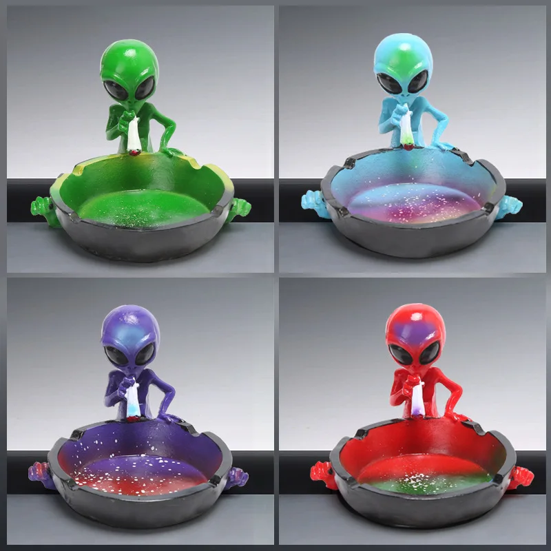 

Exquisite Alien Creative Ashtray, Resin Ashtray,Portable Resin, Creative Starry Sky alien ashtray