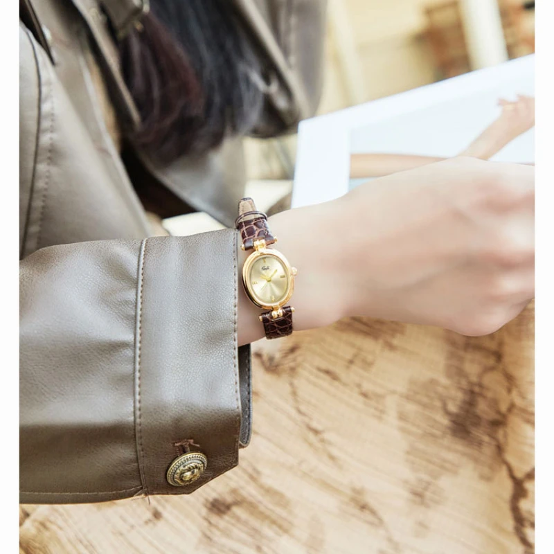 Vintage Luxury Literary Ladies Quartz Watch Brown Brown Thin Small Leather Strap Ladies Elegant Bracelet Watch Relogio Feminino