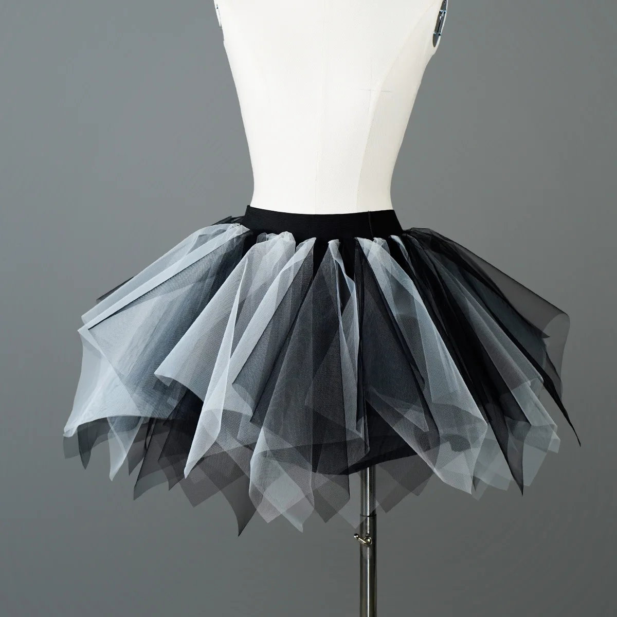 Black White Contrast Sequin Tutu Skirt with Lining for Halloween Daily & Party Cosplay view 3
