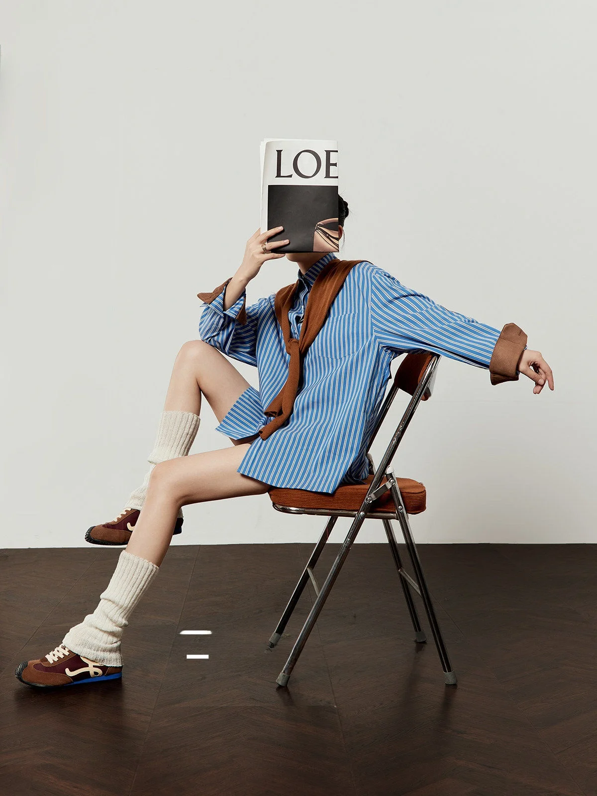 

Свободная синяя женская рубашка с длинным рукавом, новая весенняя модель, в полоску, с лоскутным дизайном, дышащая, из чистого хлопка, повседневная