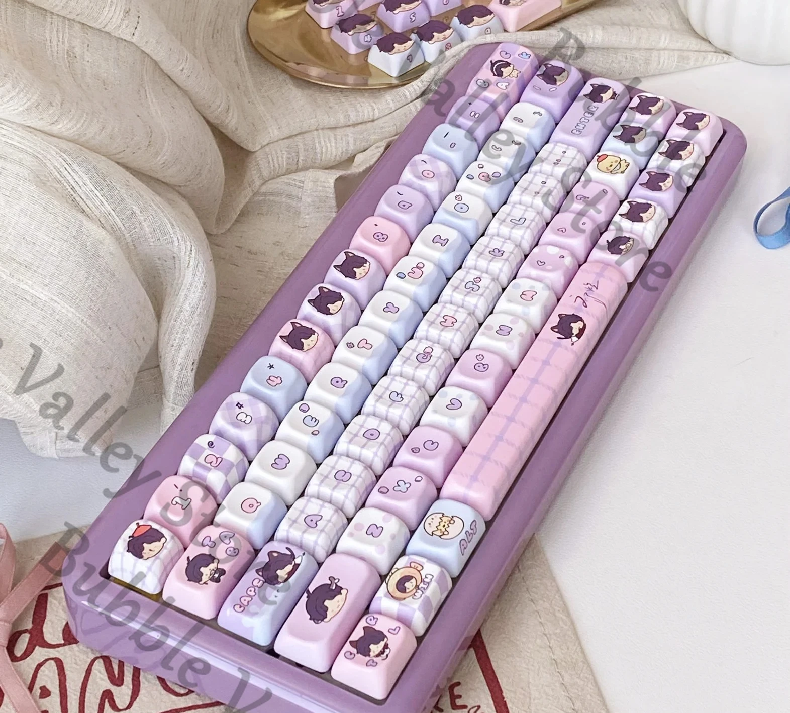 

Anime Love and Deepspace Rafayel Cosplay Keyboard Keycap Cartoon Mechanical Keyboards Keycaps Eoa Double Height Decoration Gift