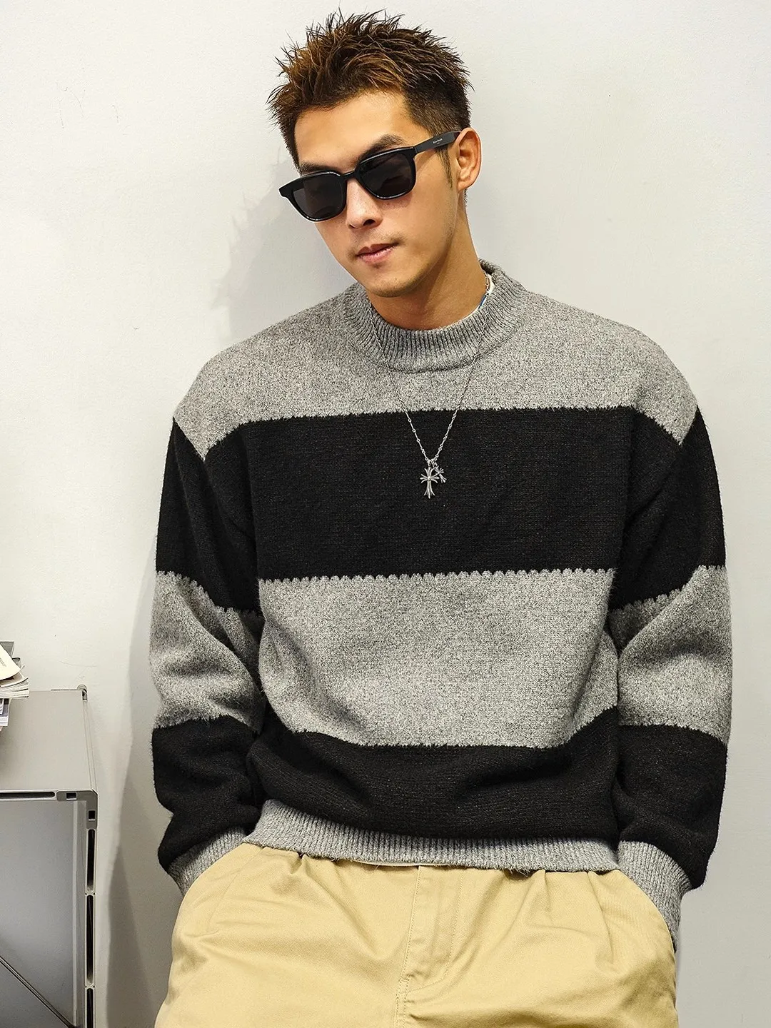 

Autumn Winter Thiened Retro Striped Knitwear Men's Loose Fit round Ne Sweater Warm Comfortable Versatile Casual Outerwear