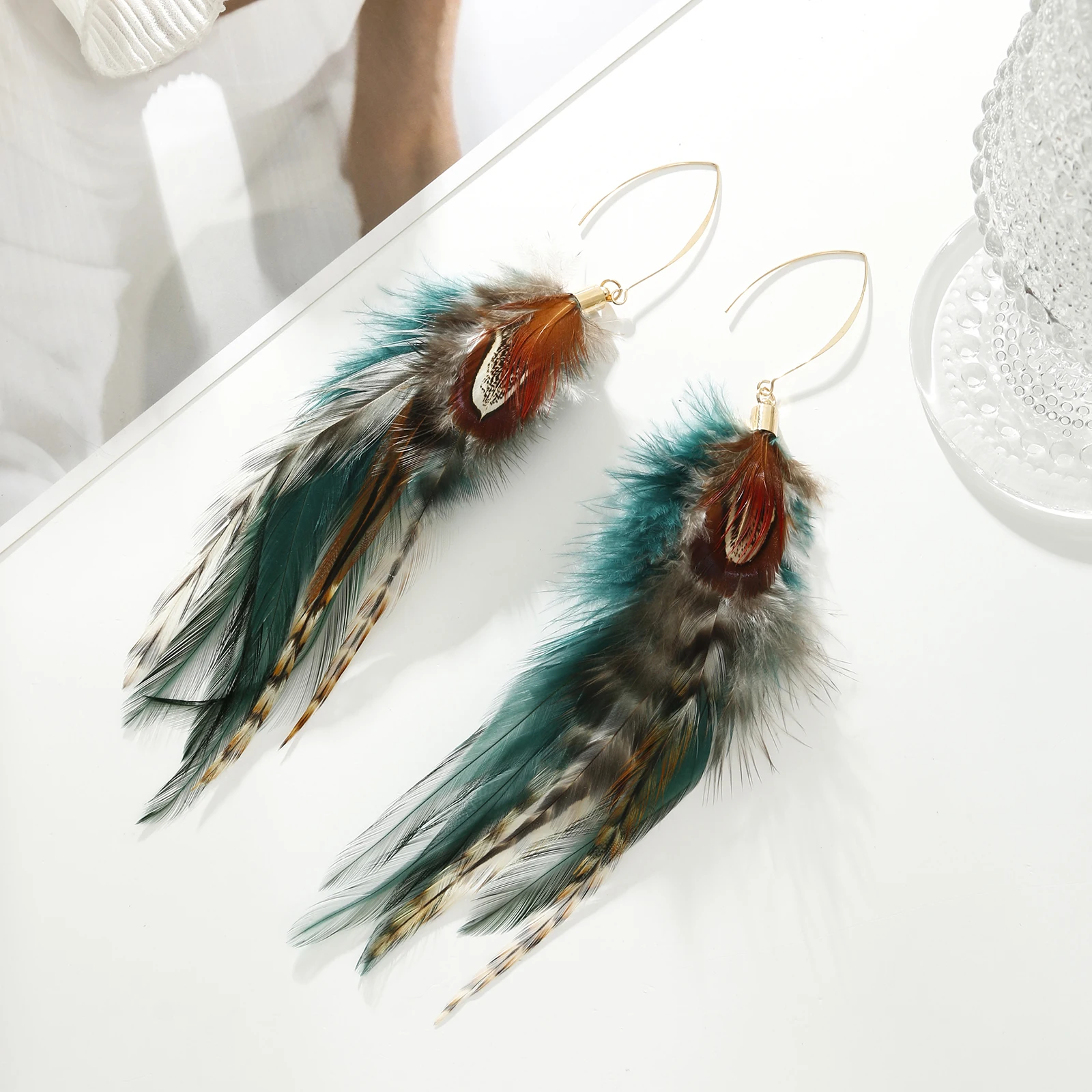 lureme Bohemian Style Multicolor Pheasant Feathers Dangle Earrings for Women Girls Large Feather Drop Earrings(er006405-1)