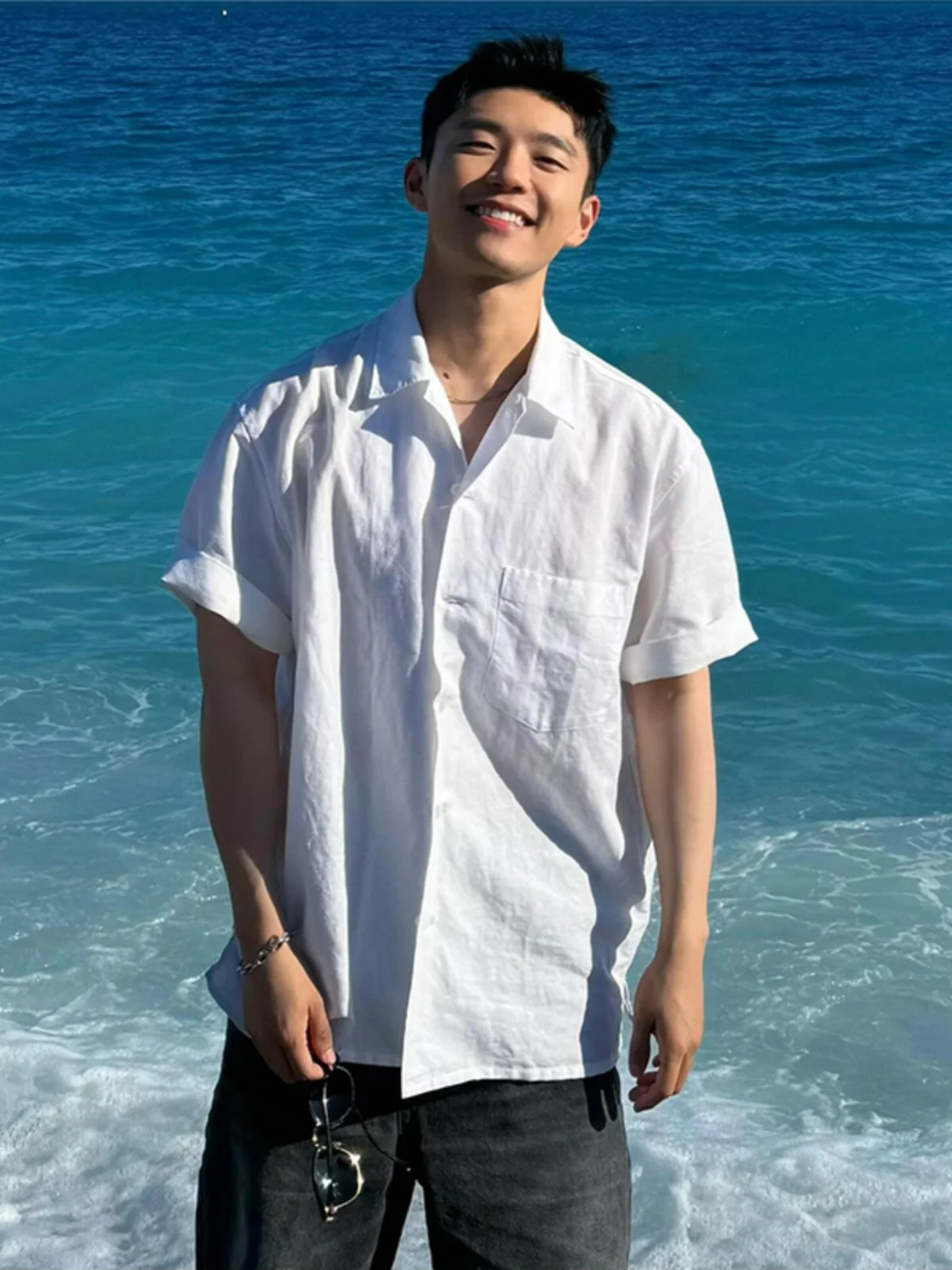 

White Ice Silk Short Sleeve Men's Shirt Summer Thin Holiday Style Sun Protection Outerwear Trendy Brand High-End Half Sleeve ...