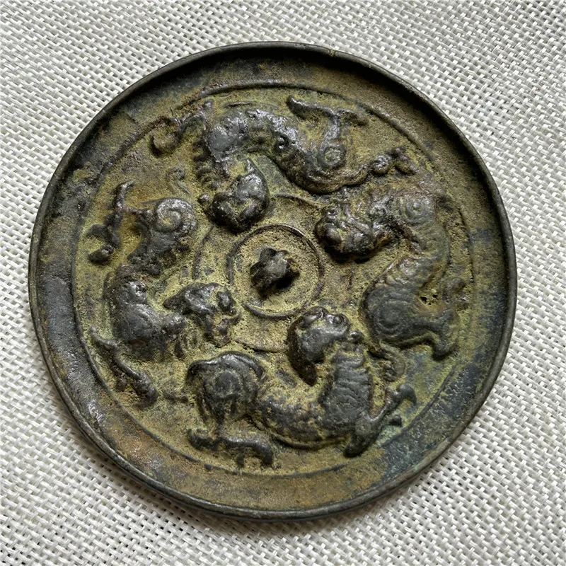 

Bronze crafts Han Dynasty exquisite green rust bronze mirror 1715 mellow collection