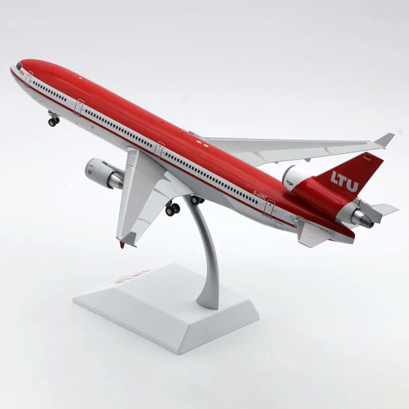 

Alloy & Plastic Model 1:200 Scale for German Airlines MD-11 Civil Aviation Passenger Aircraft Diecast Toy Gift Collection