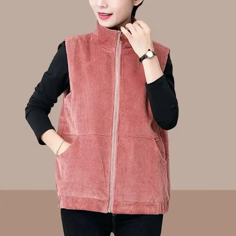 Middle-aged Mothers Women Vest 2026 New Spring Autumn Loose Casual Sleeveless Zipper Waistcoat Jackets Female Short Ladies Top