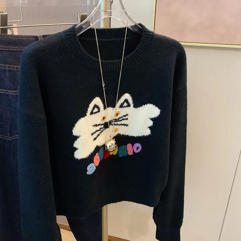 

Black Cartoon Pattern Short Sweater For Women's Autumn And Winter 2023 New Design Sense Knitted Top