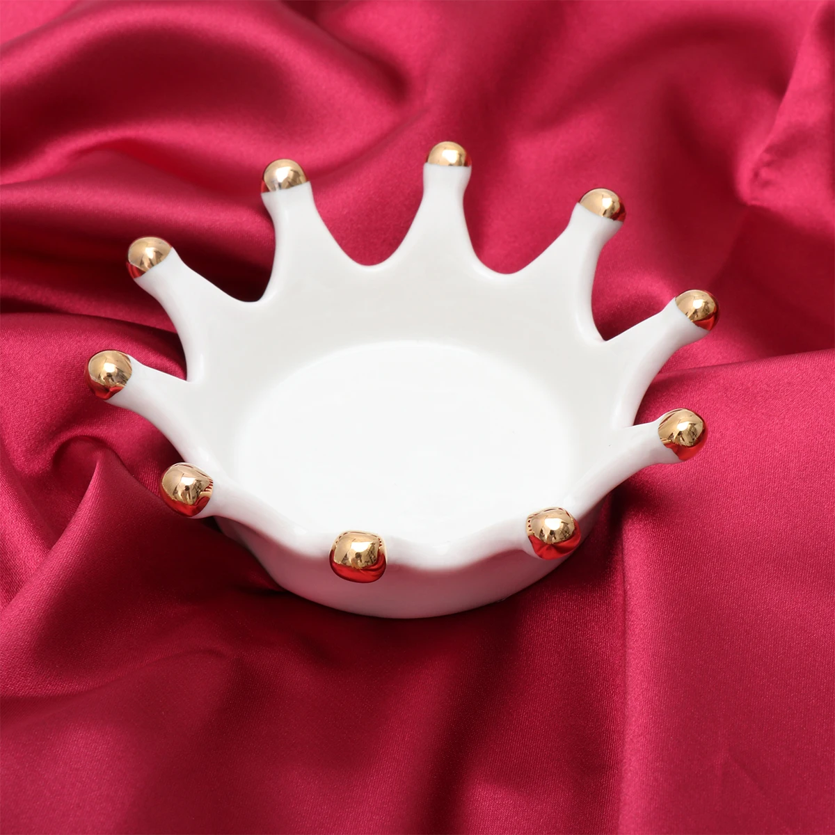 

1Pcs Ceramic Manicure Nail Palette Crown Shaped Color Display Plate Mixing Tray Smooth Flat Surface Manicure Palette