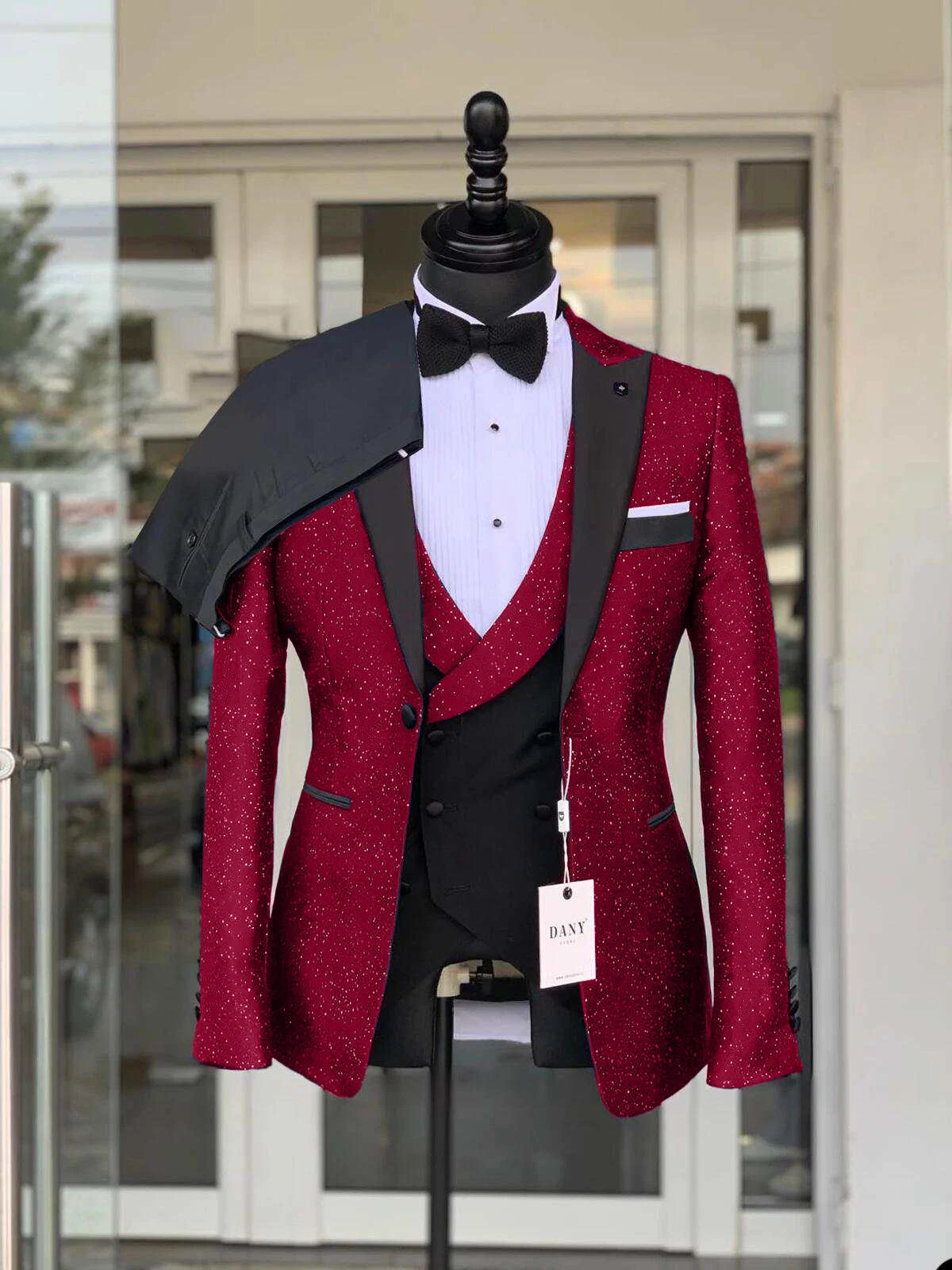 Wedding Tuxedos Men Suits Red High-end Groom Wear Sparkly Silky Fabric Prom Suit Peaked Lapel Jacket Vest Pant Custom Made