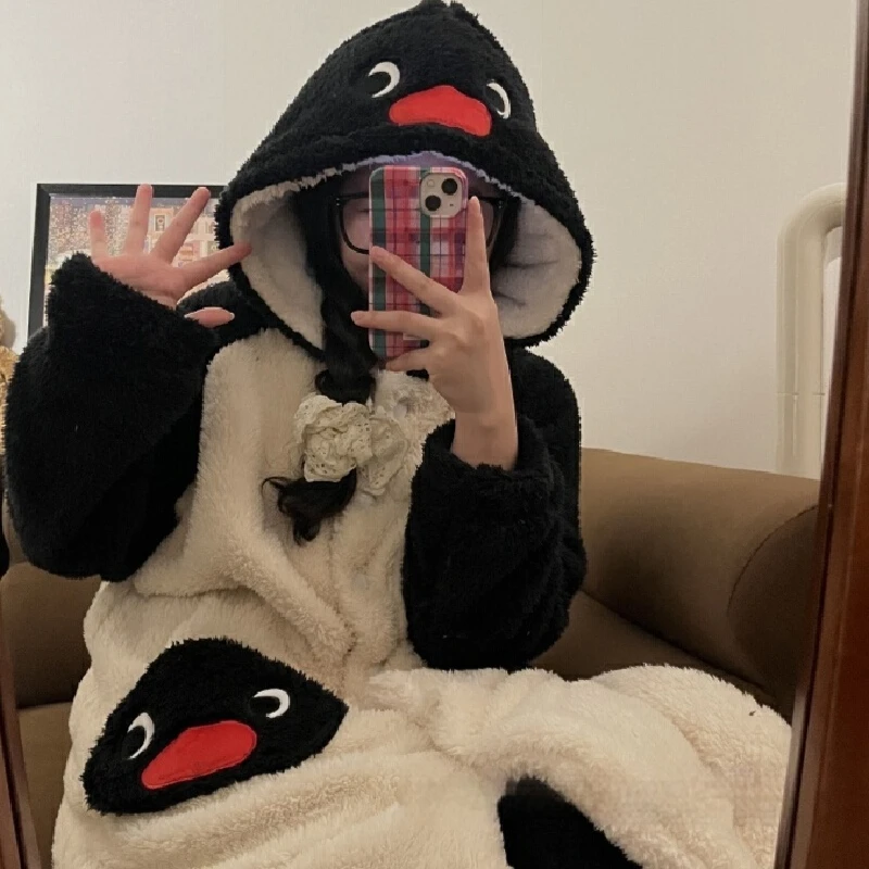 

В наличии милый спальный халат с капюшоном и пингвином, женский осенне-зимний утепленный комплект Rilakkuma, домашняя одежда с героями мультфильмов