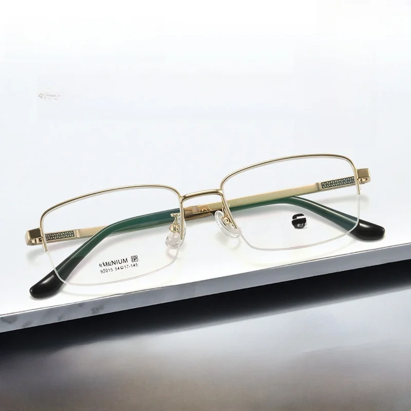 nuova-montatura-per-occhiali-da-vista-in-materiale-ti-per-uomo-stile-business-lenti-ottiche-personalizzabili-deee-9205