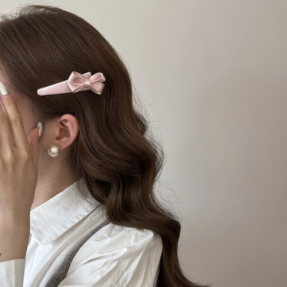 กิ๊บติดผมโบว์ผ้าซาตินสีชมพูสุด - Women'S Accessories Trends 2026 บทวิจารณ์และราคา