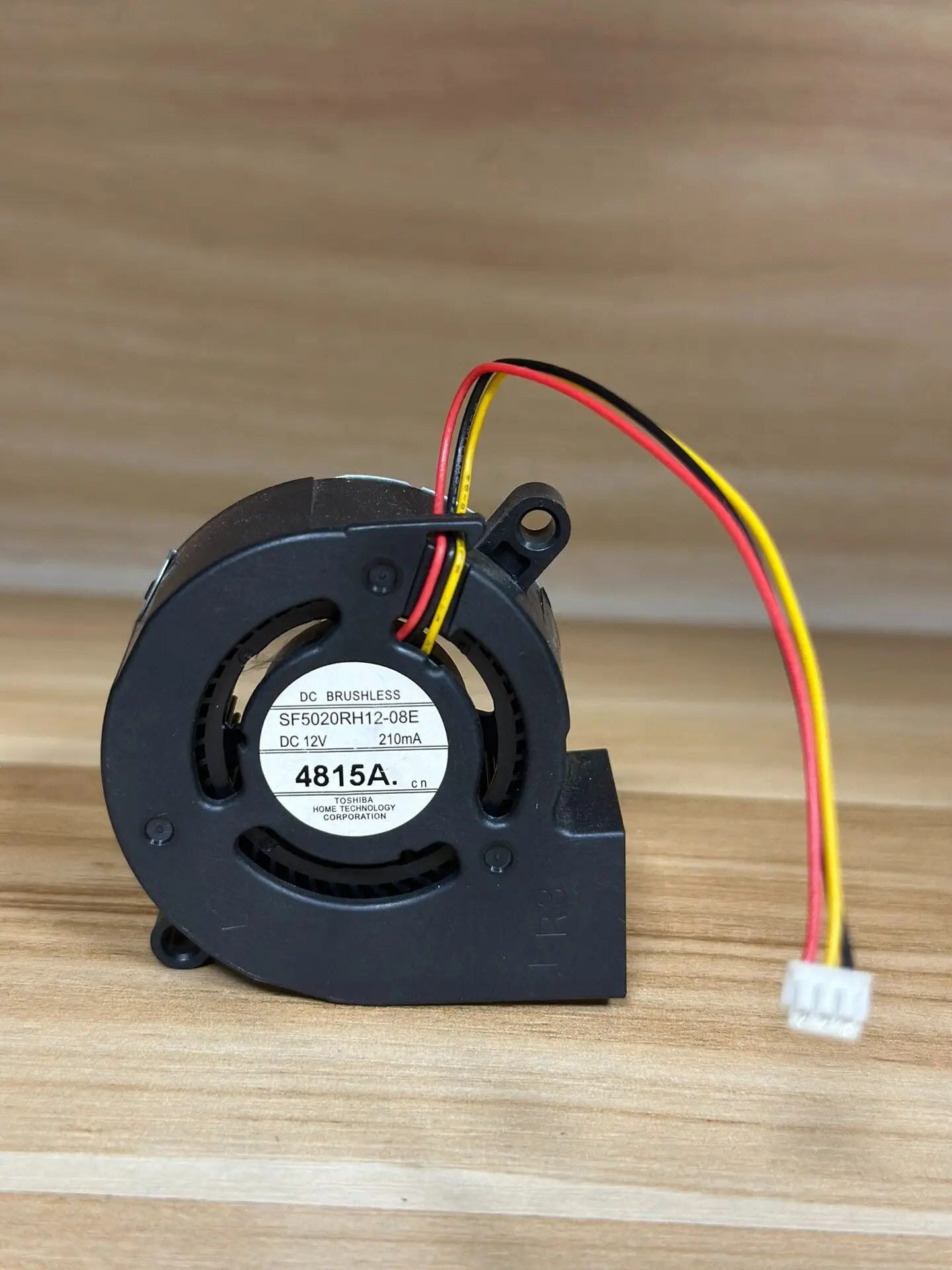 

Original SF5020RH12-08E 12V 0.21A 5020 three wire projector turbofan