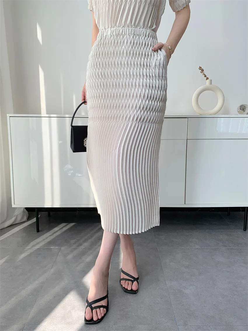 Miyake Handmade Pineapple Pleats Women's Casual Solid Color Elastic Waist Bag Hip Skirt