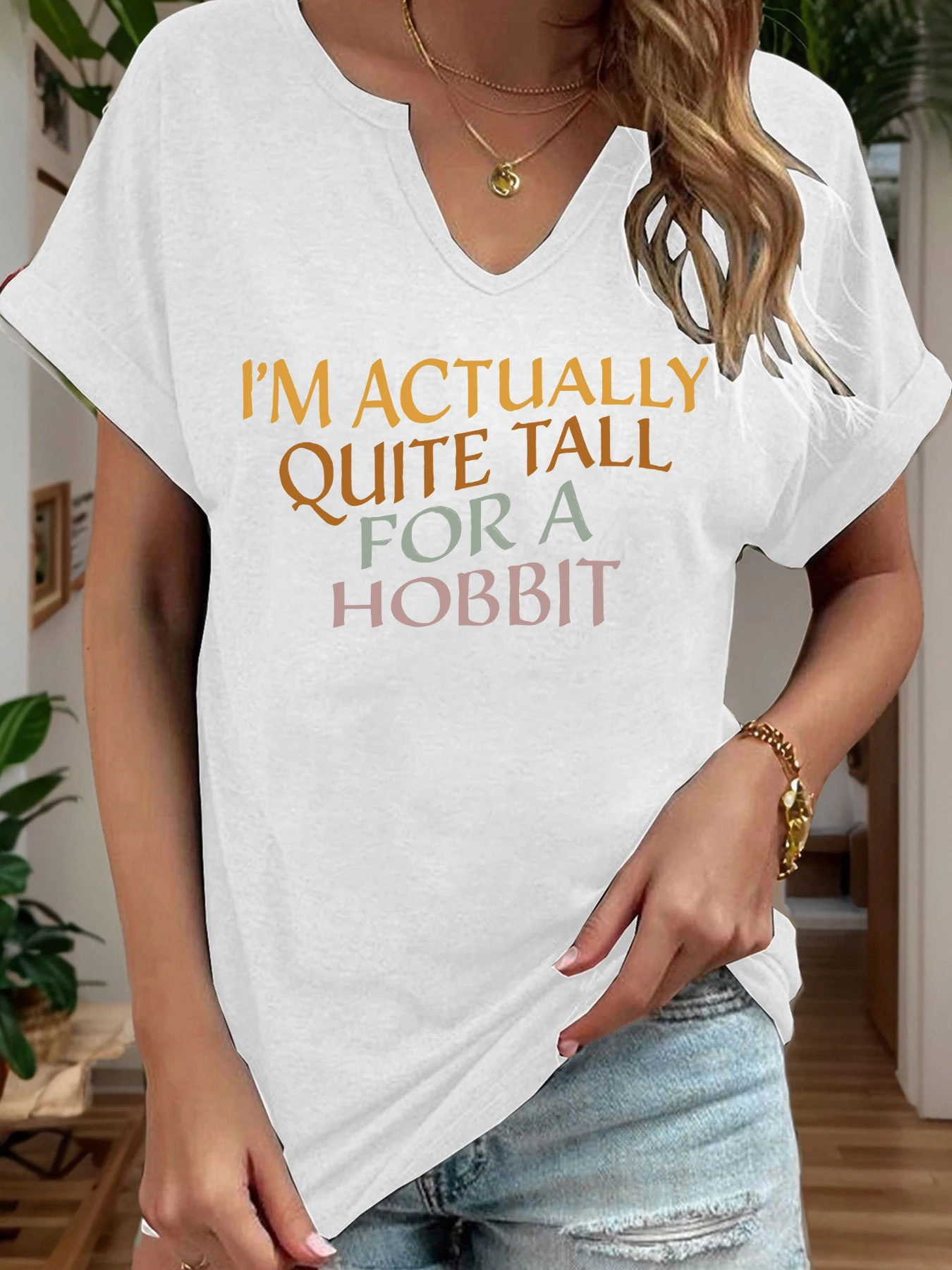 I'm Actually Quite Tall for A Hobbit Letter Print Women T Shirt Short Roll-up Sleeve V-Neck Summer Casual Top T-shirts for Women