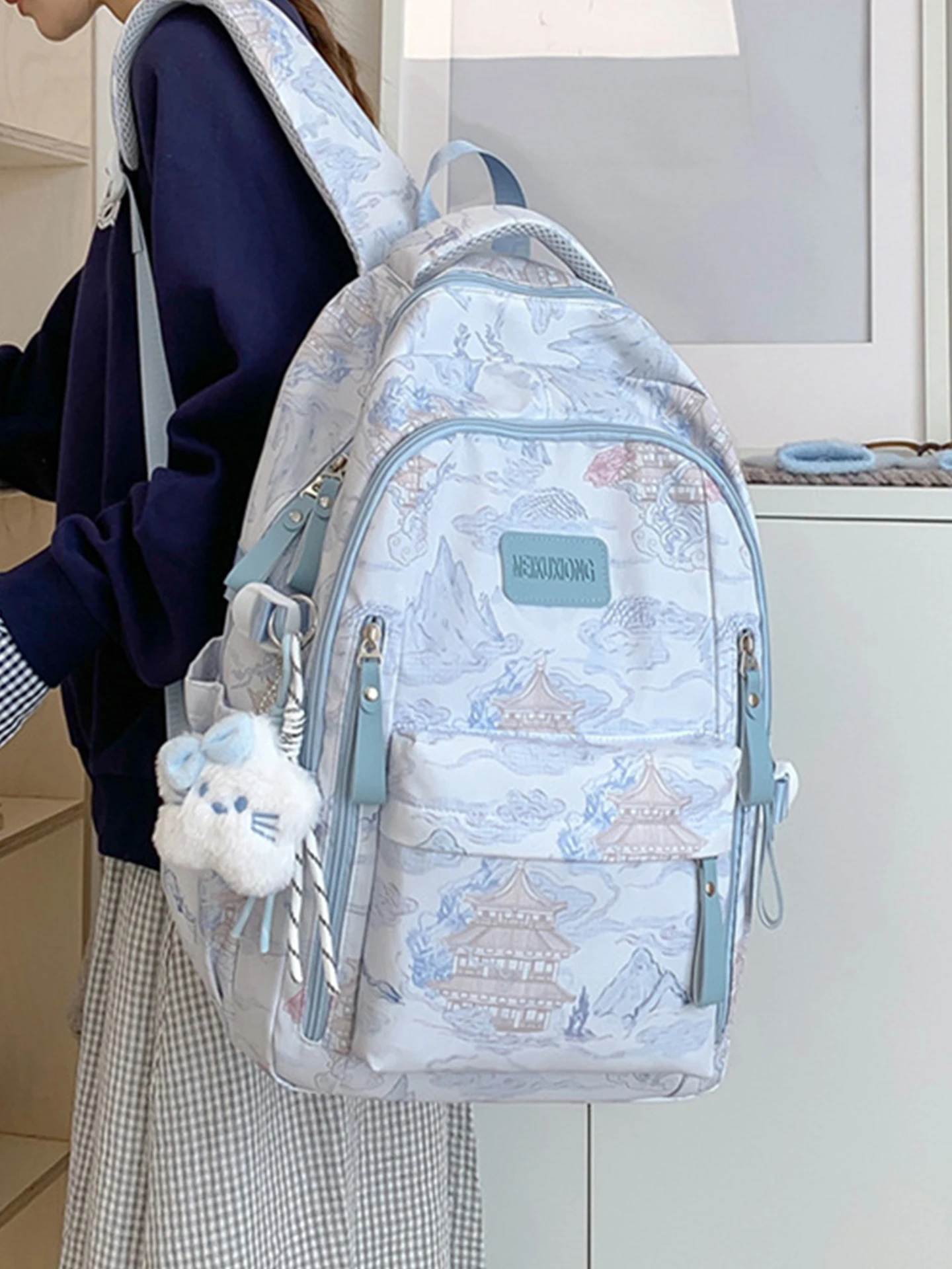 Large Capacity School Backpack for Junior And High School Girls Lightweight Dual-Shoulder Bag Stylish And Practical Student Bag