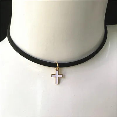 Retro Gothic Choker Necklace Punk Black Velvet Necklace Women Short Cross Pendant Collar Jewelry Bijoux Gifts Wholesale