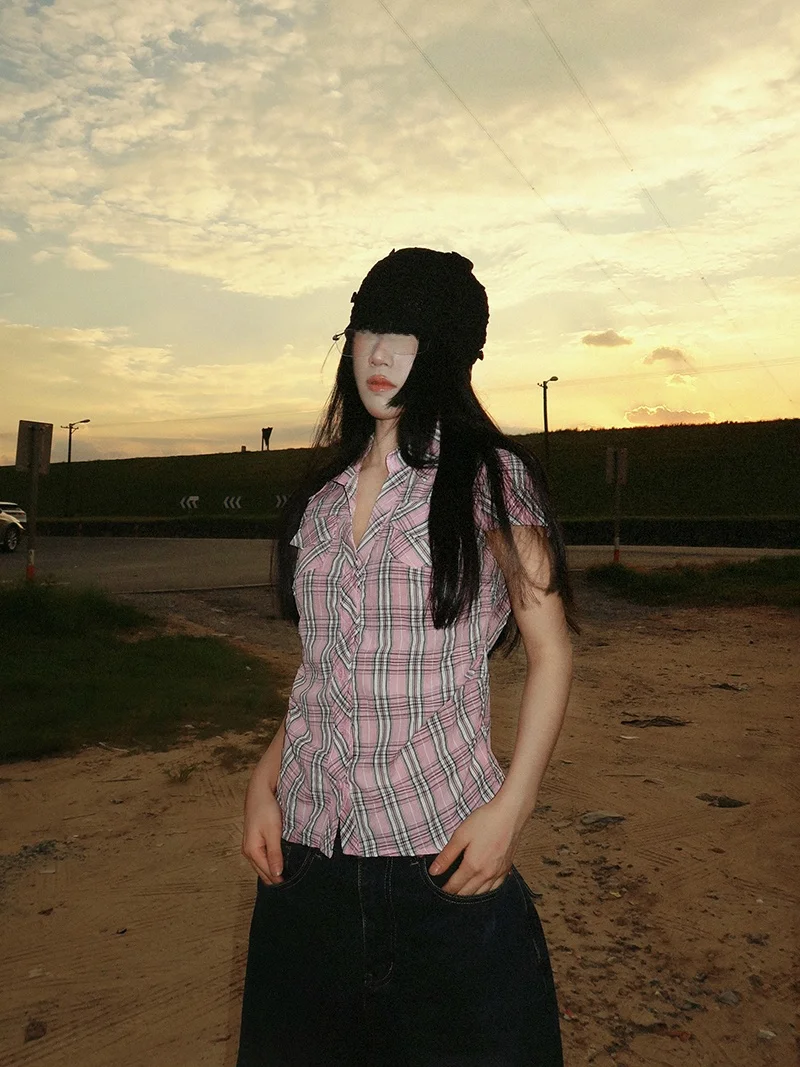 

Ретро-рубашка в американском студенческом стиле для женщин, с коротким рукавом, в клетку, с отложным воротником, приталенная, в стиле INS